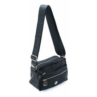 Bandolera Good Company 2303 Satinado Negro Doble Bolsillo Frente