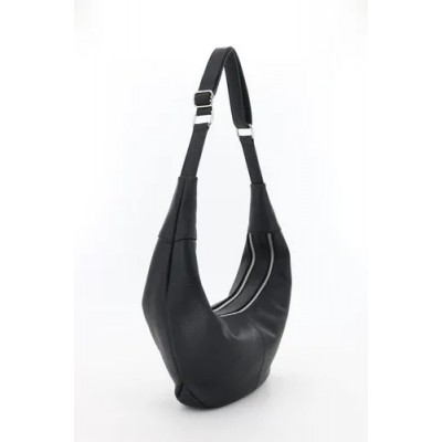 Riñonera Good Company Grande Negro Pu 2456 Forma Bananita