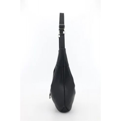 Riñonera Good Company Grande Negro Pu 2456 Forma Bananita