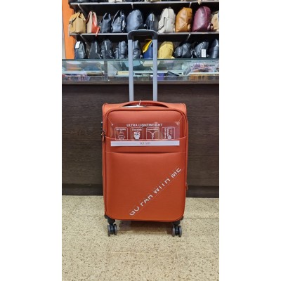 Valija Squash Semirigida Ultraliviana Mediana Ladrillo 2470